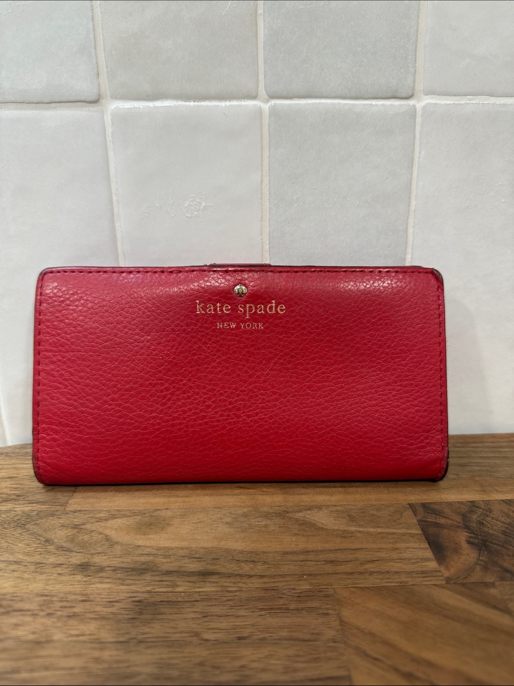 Kate Spade button close wallet